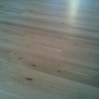 Senų ąžuolinių grindų restauravimas. Po atnaujinomo - 3